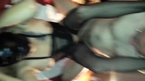 12902